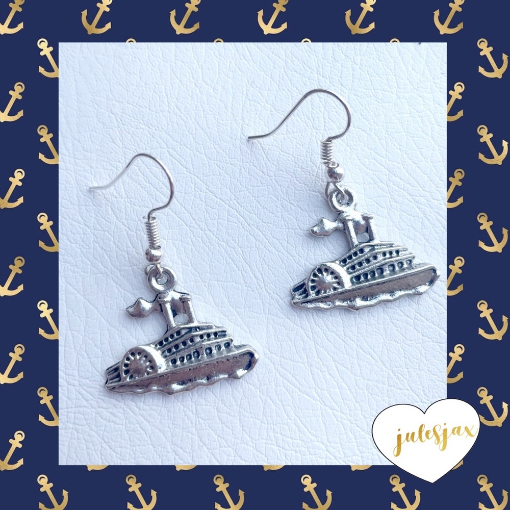 NWT 🚢Boat/ship/riverboat/ferry🛳 silver earrings